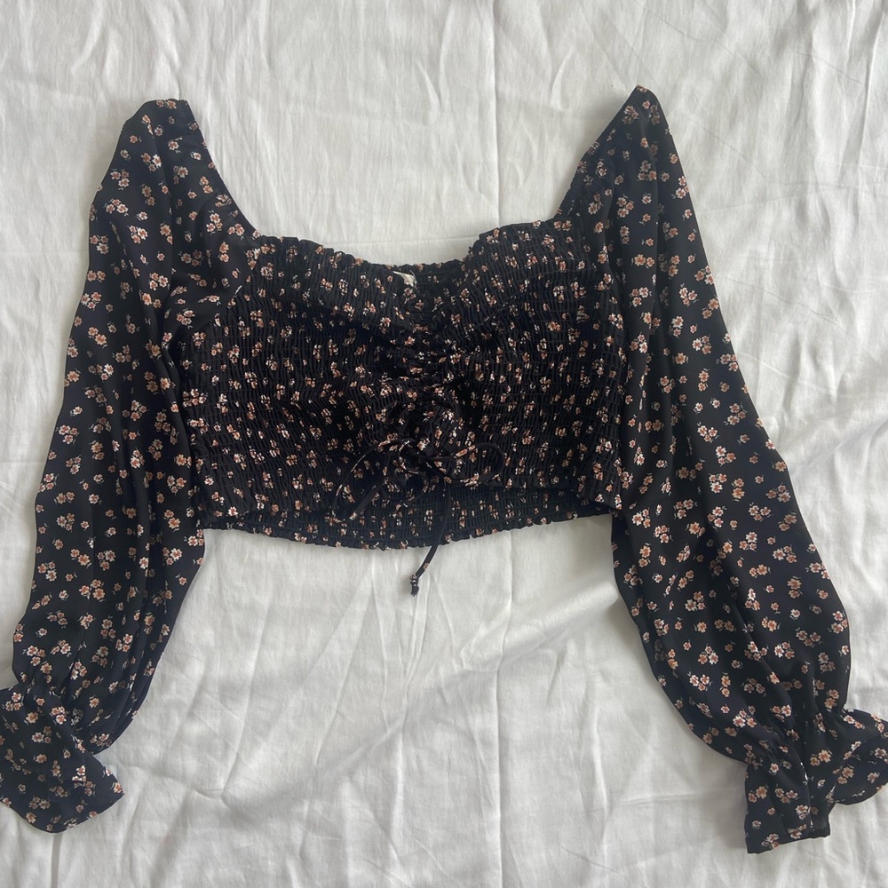 Altar’d state cropped blouse - size L